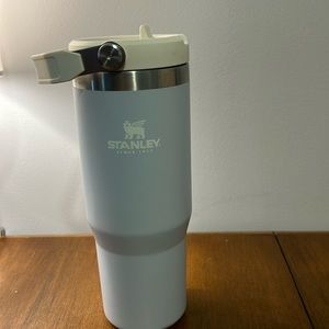 Stanley 30 Oz. IceFlow Tumbler with Flip Straw in Cloud